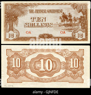Questa banconota da 10 scellini dall'occupazione giapponese dell'Oceania (1942) presenta la valuta emessa durante la seconda guerra mondiale. La banconota riflette le condizioni economiche e il controllo militare nella regione durante la guerra. Foto Stock