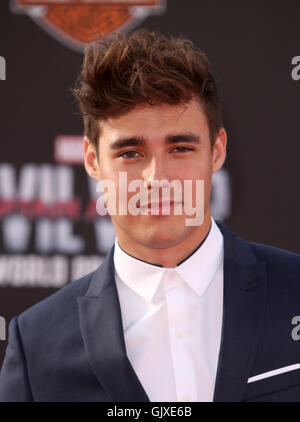 Audi celebra la premiere di 'Captain America: La guerra civile' dotata di: Jorge Blanco dove: Hollywood, California, Stati Uniti quando: 12 Apr 2016 Foto Stock