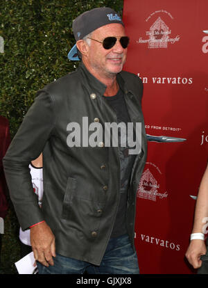 John Varvatos xiii annuale di Stuart House beneficio presso la John Varvatos Store - Arrivi con: Chad Smith Dove: Los Angeles, California, Stati Uniti quando: 17 Apr 2016 Foto Stock