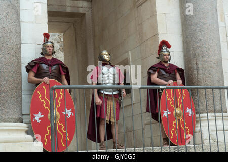 Soldato Romano emanazione, Split, Croazia, Dalmazia, il Palazzo di Diocleziano Foto Stock