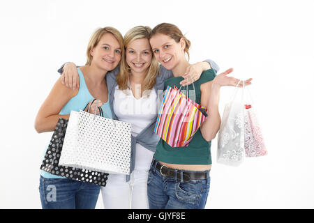 Dopo lo shopping tre amiche Foto Stock