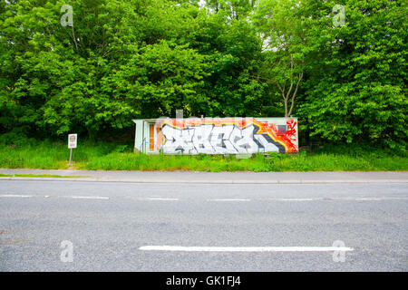 Chiuse e abbandonate cafe sul ciglio della strada sulla A494 in Wales UK Foto Stock