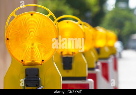 Sito in costruzione lampade in serie Foto Stock