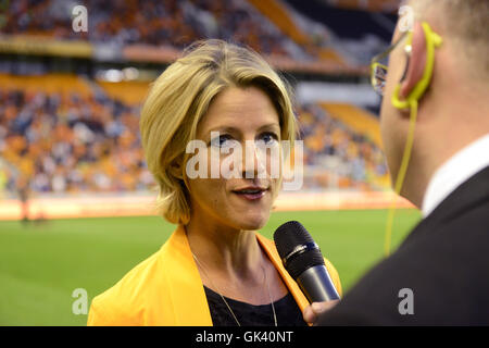 Jacqui Oatley MBE televisione britannica presentatore sportivo Foto Stock