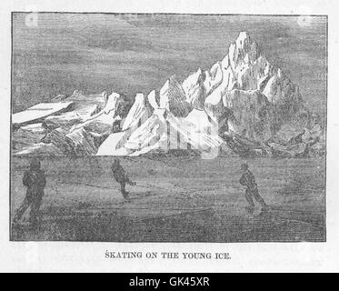 L'immagine raffigura individui che pattinano su ghiaccio giovane, tipicamente presente nei climi più freddi. Questo ghiaccio nella fase iniziale è sottile e può essere pericoloso, ma offre un'opportunità per attività ricreative nelle regioni ghiacciate. Foto Stock