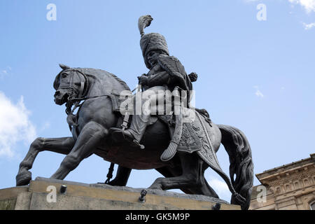 Statua del marchese di Londonderry, Clarles William paletta Tempest Stewart da Raffaelle in Durham Market Place, Inghilterra Foto Stock