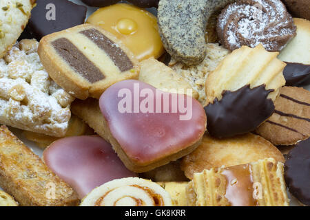 Selezione di deliziosi biscotti di Natale come sfondo Foto Stock