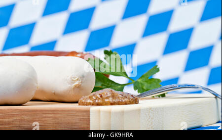 Salsiccia bianca con mostarda Foto Stock