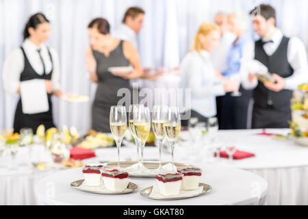 Ristorante gli esseri umani gli esseri umani Foto Stock