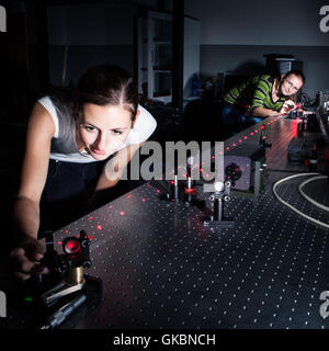 Il fascio laser laser Foto Stock