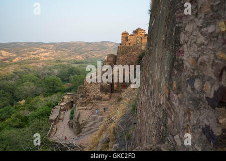 Ranthambhore Fort in Ranthambhore National Park, Rajasthan, India Foto Stock