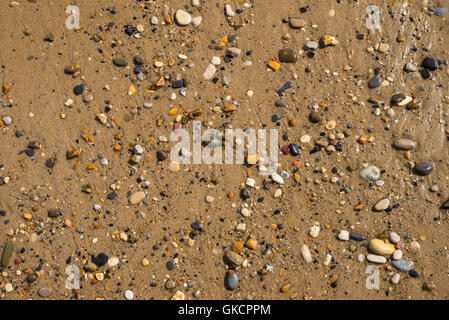 Ciottoli e ghiaia su Seaham Beach, nella contea di Durham, England, Regno Unito Foto Stock