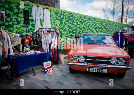 Il classico auto Boot Vendita, Kings Cross, London 17/04/2016 Foto Stock