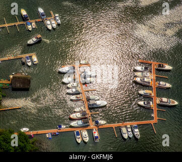 Vista aerea, pontili di Marina, Gut Marina Eldenburg, Waren (Müritz), Meclemburgo Lake District, Mecklenburgian Svizzera, Mec Foto Stock