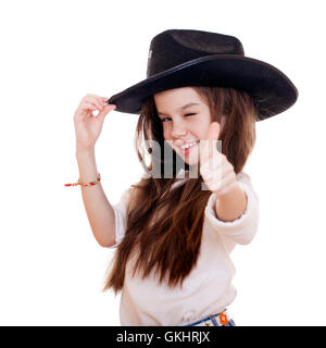 Ritratto di una bellissima bambina in una black cowboy hat, studio bianco su sfondo isolato Foto Stock