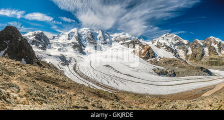 Panorama del Pers ghiacciaio al Diavolezza stazione di montagna, Pontresina, Grigioni, Svizzera Foto Stock