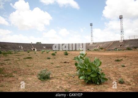 Il Mogadiscio Stadium in Somalia, una volta roccaforte di al-Shabaab, è stato fotografato il 9 agosto 2011. Al-Shabaab si ritirò dalla città il 6 agosto 2011, segnando un significativo cambiamento di controllo. Foto Stock