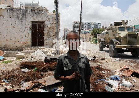 Il mercato di Bakaara a Mogadiscio, Somalia, mostra segni di ripresa l'8 settembre 2011, a seguito del ritiro di al-Shabaab dalla città il 6 agosto 2011. Il mercato, un polo economico vitale, sta gradualmente riacquisendo attività. Foto AMISOM. Foto Stock