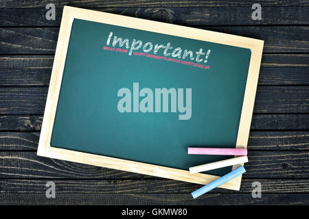 Importante testo sul bordo della scuola e di Chalk Foto Stock