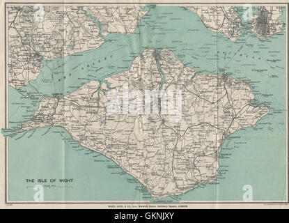 Isola di Wight mostrando completa rete ferroviaria. Cowes Ryde. WARD LOCK, 1922 Mappa Foto Stock