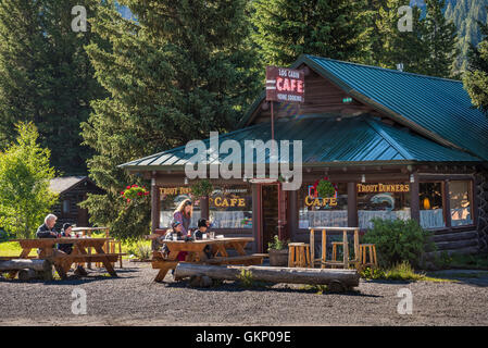 Log Cabin Cafe in argento Gate, Montana, su la Beartooth Highway. Foto Stock