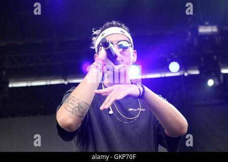 WANTAGH, NY - 21 agosto: William Lo Strinare perfoming live al 2016 Billboard Hot 100 Music Festival a Nikon di Jones Beach Theatre, il 21 agosto 2016 in Wantagh, New York. Credito: Diego Corredor/Media punzone Credito: MediaPunch Inc/Alamy Live News Foto Stock