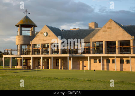St Andrews Links Clubhouse e Swilcan ristorante; Fife, Scozia - UK Foto Stock