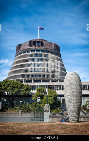 Wellington, Nuova Zelanda - 3 Marzo 2016: l'alveare è il nome comune per l'Ala Executive della Nuova Zelanda il Parlamento bui Foto Stock