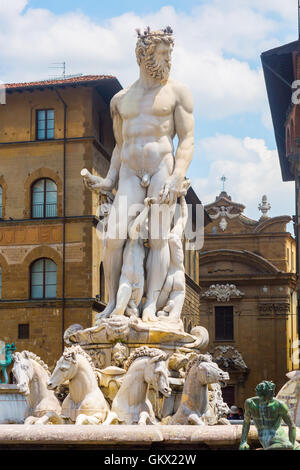 Fontana di Nettuno in Piazza della Signoria a Firenze, Italia Foto Stock