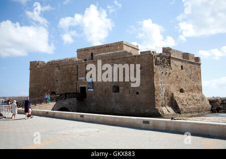 Castello medievale alla fine del lungomare di Paphos - Cipro Foto Stock