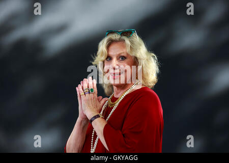 Edinburgh, Regno Unito. 24 Ago, 2016. Edinburgh International Book Festival XII Giornata. Edinburgh International Book Festival si svolge a Charlotte Square Gardens. Edimburgo. Foto di Erica Jong. Credito: pak@ Mera/Alamy Live News Foto Stock