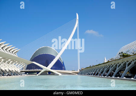 El Pont de l'Assut de l'O E L'Àgora nel Parco delle Scienze di Valencia Foto Stock