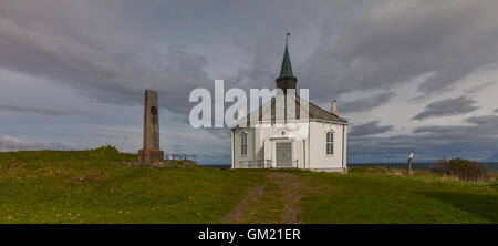 Chiesa Dverberg, Andoya, Isole Lofoten in Norvegia Foto Stock