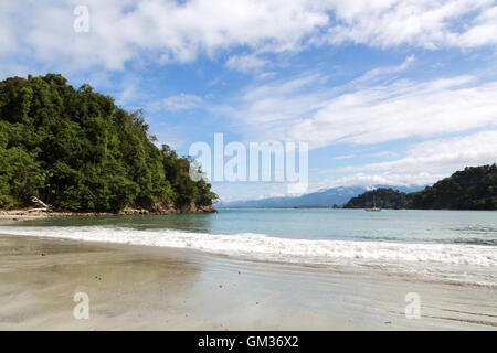 Playa Biesanz Beach, Parco Nazionale di Manuel Antonio, Costa del Pacifico, Costa Rica America centrale Foto Stock