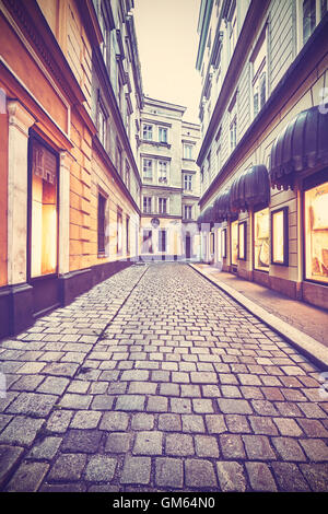 Vintage tonica Kleeblatt Gasse, strada di Vienna, Austria. Foto Stock