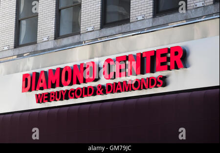 Il Diamond Centre, un ampio scambio sulla 47th Street nel cuore di Manhattan a New York City in NYC Diamond District Foto Stock