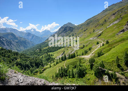Vista panoramica della valle Ferrand nelle Alpi, Oisans, Francia, Europa Foto Stock
