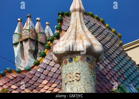 Ciminiere della Casa Batllo a Barcellona, Spagna. Foto Stock