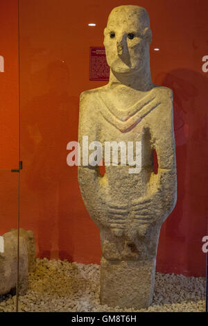 La prima scultura di un uomo mai trovato, presso il museo archeologico di Sanliurfa Foto Stock