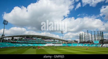 Londra, Regno Unito. Il 26 agosto 2016. La forma ovale il giorno 4 della contea di Specsavers Divisione del Campionato una corrispondenza tra il Surrey e Lancashire. David Rowe/Alamy Live news Foto Stock