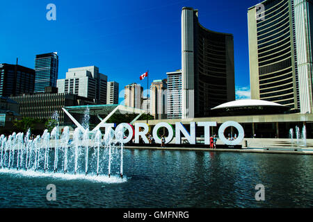 Toronto Ontario Canada City Hall Nathan Phillips Square Foto Stock