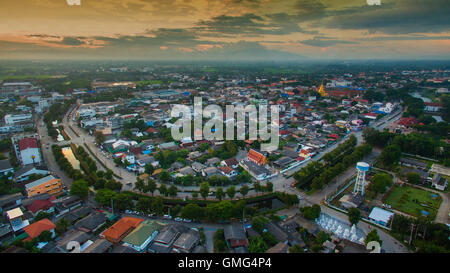 Vista aerea di lamphun città,a nord della Thailandia. Foto Stock