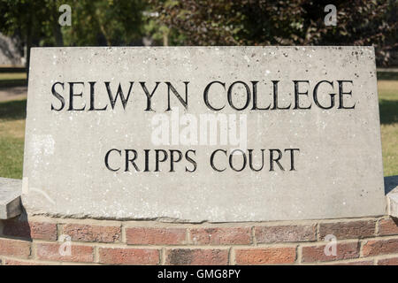 Il segno a Selwyn College Cripps Corte Cambridge Regno Unito uno dei collegi presso l'Università di Cambridge Foto Stock