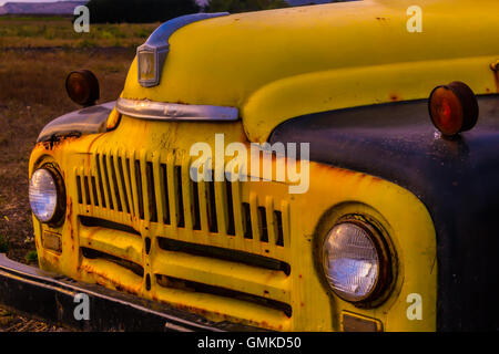 Vecchio Pickup internazionale Foto Stock