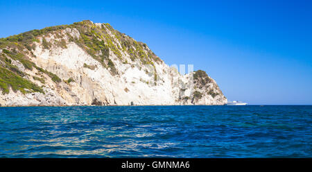 Seascape con Marathonisi isolotto vicino isola greca di Zante nel Mar Ionio Foto Stock