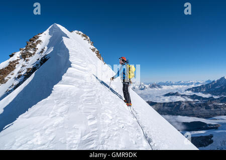 Sul Liskamm Traveverse, Monte Rosa massiccio, Italia, Alpi, Europa UE Foto Stock