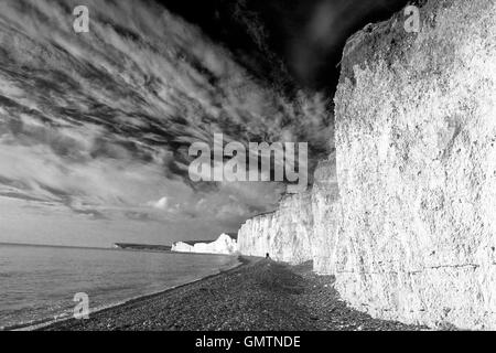 Drammatico il cielo sopra le sette sorelle Foto Stock