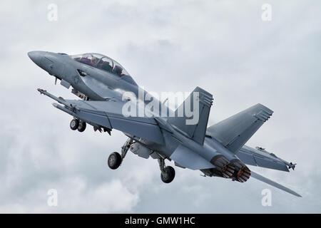 Boeing F/A-18 Super Hornet decollare Foto Stock