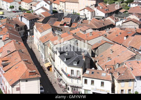 Vista sulla città di Tarascon sur Ariège, Languedoc, Francia Foto Stock