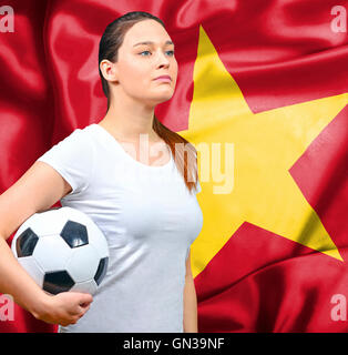 Orgogliosa donna tifoso del Vietnam Foto Stock